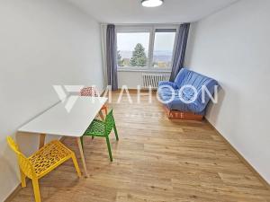 Pronájem bytu 2+kk, Praha - Kobylisy, Libišská, 43 m2