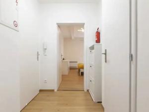 Pronájem bytu 2+kk, Praha - Strašnice, Na Třebešíně, 52 m2