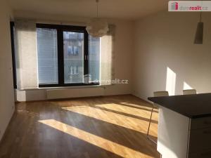 Pronájem bytu 2+kk, Praha - Vinohrady, Korunní, 68 m2