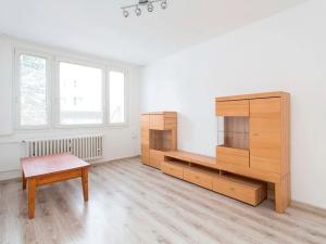 Pronájem bytu 2+kk, Praha - Kobylisy, Havlínova, 43 m2