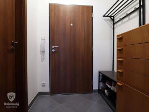 Pronájem bytu 1+kk, Praha - Dolní Měcholupy, Kardausova, 32 m2