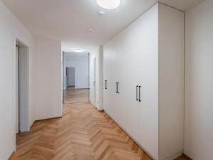 Pronájem bytu 3+kk, Praha - Nové Město, Růžová, 92 m2