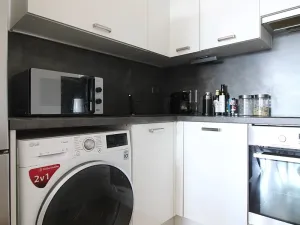 Prodej bytu 2+kk, Praha - Horní Měcholupy, Milánská, 43 m2