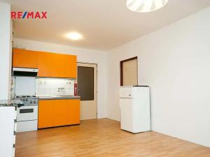 Pronájem bytu 2+kk, Praha - Strašnice, Svojetická, 45 m2