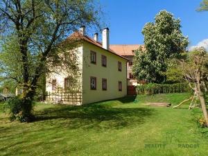 Prodej činžovního domu, Dobříš, Vargač, 1600 m2