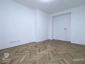 Pronájem bytu 2+1, Kralupy nad Vltavou, třída Legií, 50 m2