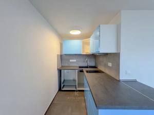 Prodej bytu 1+kk, Praha - Letňany, Chotěšovská, 48 m2