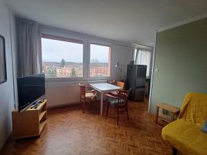 Pronájem bytu 1+kk, Praha - Modřany, Lysinská, 30 m2