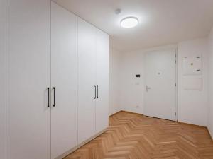 Pronájem bytu 3+kk, Praha - Nové Město, Růžová, 90 m2