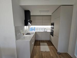 Pronájem bytu 2+kk, Praha - Holešovice, U průhonu, 50 m2