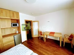 Pronájem bytu 1+kk, Praha - Újezd nad Lesy, Starokolínská, 24 m2