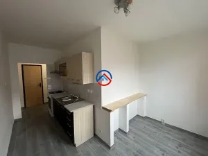 Pronájem bytu 2+1, Šumperk, Prievidzská, 55 m2