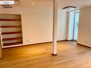 Prodej bytu 2+kk, Černovice, 57 m2