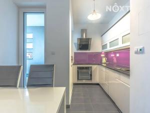 Pronájem bytu 3+kk, Praha - Letňany, Nepomuckých, 70 m2