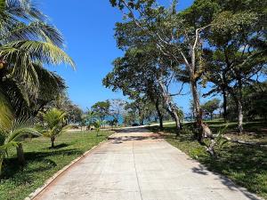 Prodej pozemku, Coxen Hole, Roatán, Honduras, 770 m2