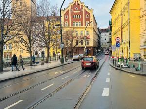 Pronájem restaurace, Praha - Staré Město, Křižovnická, 200 m2