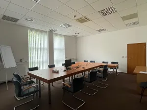 Pronájem skladu, Plzeň, Teslova, 3600 m2