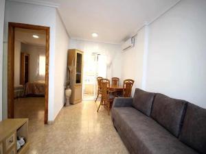 Prodej bytu 2+1, Torrevieja, Španělsko, 38 m2