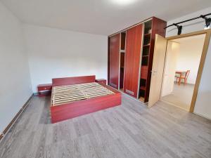 Pronájem bytu 2+kk, Ústí nad Labem, Mezidomí, 51 m2