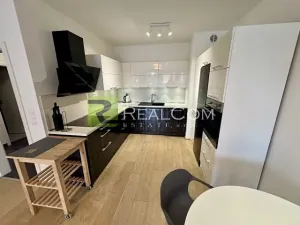 Pronájem bytu 2+kk, Praha - Hlubočepy, Devonská, 78 m2