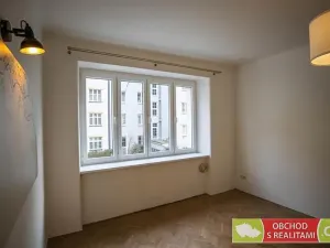 Pronájem bytu 2+kk, Praha - Podolí, Na Zlatnici, 51 m2