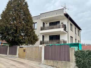 Pronájem bytu 4+1, Pyšely, Pod Zahrady, 109 m2