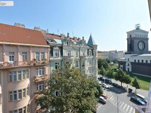 Pronájem bytu 1+kk, Praha - Vinohrady, náměstí Jiřího z Poděbrad, 39 m2