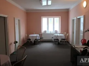 Pronájem bytu 1+kk, Uherský Brod, Mariánské nám., 25 m2