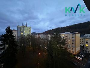 Prodej bytu 2+1, Karlovy Vary, Krymská, 52 m2