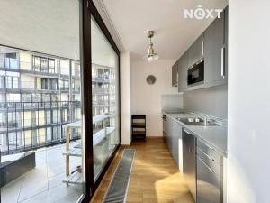 Pronájem bytu 1+kk, Praha - Žižkov, Ke kapslovně, 39 m2