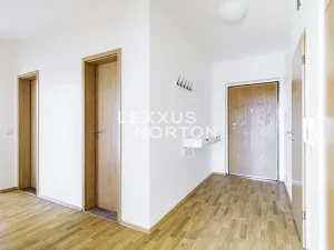 Pronájem bytu 2+kk, Praha - Vysočany, Paříkova, 68 m2