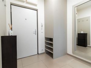 Prodej bytu 2+kk, Praha - Hloubětín, Saarinenova, 49 m2