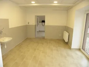 Pronájem obchodního prostoru, Jihlava, Telečská, 70 m2