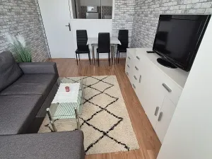 Prodej bytu 2+kk, Kladno, Holandská, 40 m2