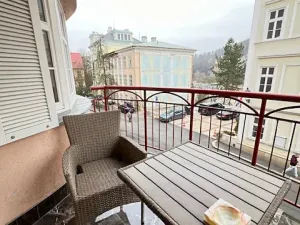 Prodej bytu 3+kk, Karlovy Vary, Zámecký vrch, 109 m2