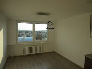 Pronájem bytu 2+kk, Praha - Braník, Roškotova, 43 m2