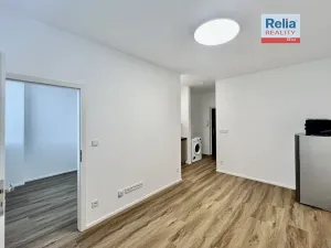 Pronájem bytu 2+kk, Liberec, Voroněžská, 30 m2