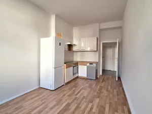 Pronájem bytu 2+kk, Praha - Vršovice, Finská, 43 m2