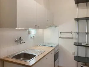 Pronájem bytu 1+kk, Praha - Libeň, Světova, 47 m2