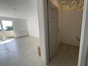 Prodej bytu 2+kk, Karlovy Vary - Bohatice, Dubová, 77 m2