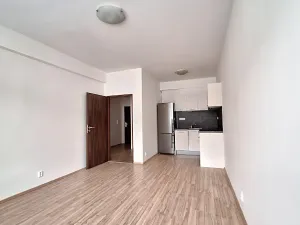 Pronájem bytu 2+kk, Praha - Strašnice, Černokostelecká, 49 m2