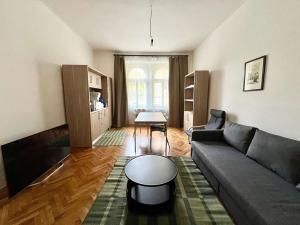 Pronájem bytu 2+kk, Praha - Smíchov, U Santošky, 50 m2