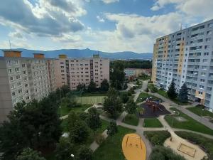 Pronájem bytu 2+kk, Liberec, Dobiášova, 44 m2