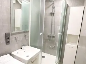 Prodej bytu 2+kk, Praha - Prosek, Lovosická, 45 m2