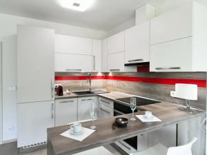 Pronájem bytu 2+kk, Beroun, Na Veselou, 56 m2