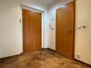 Pronájem bytu 2+kk, Praha - Zličín, Sazovická, 62 m2