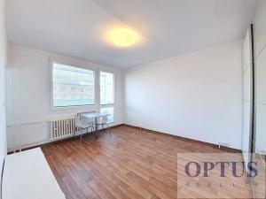 Pronájem bytu 1+kk, Praha - Podolí, Kaplická, 35 m2