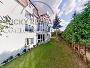 Pronájem bytu 1+kk, Průhonice, U Křížku, 20 m2