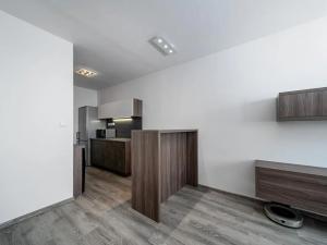 Pronájem bytu 2+kk, Praha - Krč, Trnková, 46 m2