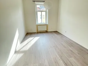 Pronájem bytu 2+kk, Praha - Vinohrady, Polská, 60 m2